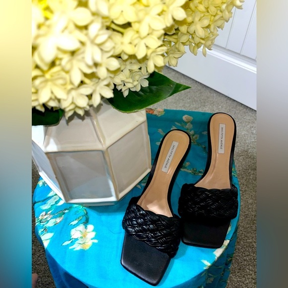 Saks Fifth Avenue Mule Short Heel sz 8.5M Black and Tan - Picture 2 of 7